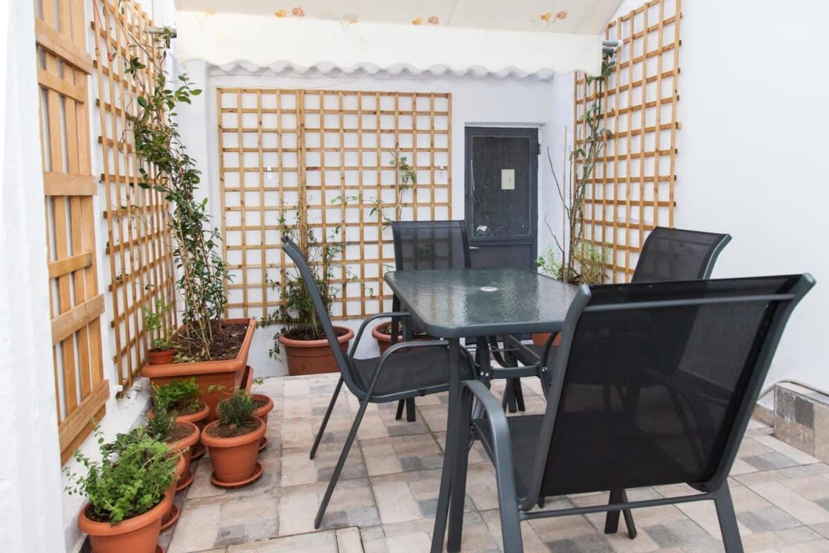 Beautiful New Apartment In Petralona 아테네 외부 사진