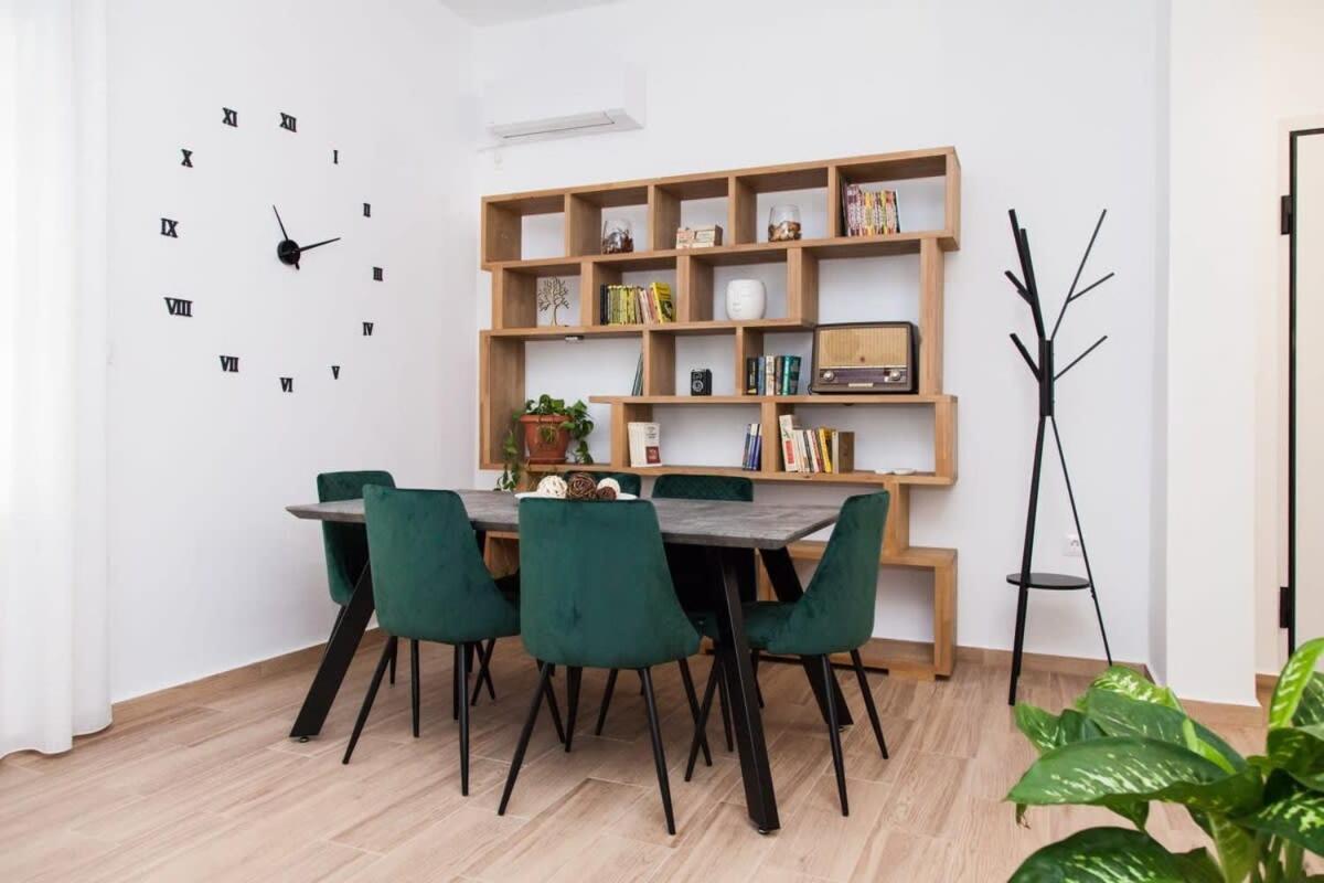 Beautiful New Apartment In Petralona 아테네 외부 사진
